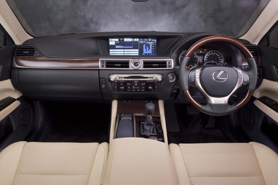  Lexus GS250 2012 года  (фото 2 из 55)